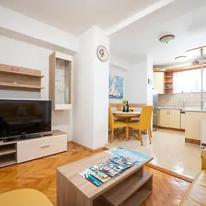 apartment-suzy-zadar.hotelinzadar.com/